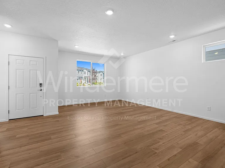 24524 E Short Tail Ln — Photo 14