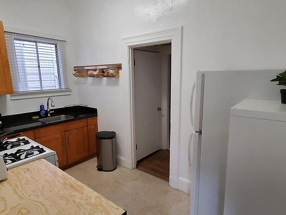 4th image of 874 Fell St #3