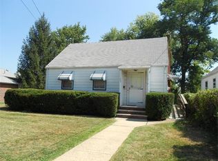332 Saint James Ave, Woodbridge, NJ 07095