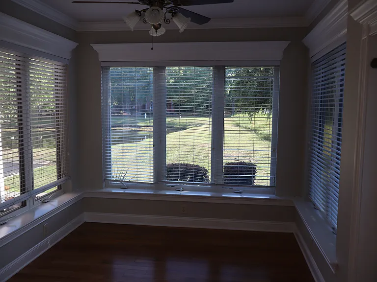 1482 Saint Thomas Cir — Photo 17