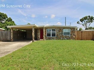 8233 Portulaca Ave, Seminole, FL 33777