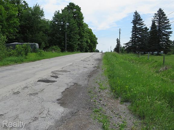 5th image of 20661 Hackett Lake Hwy