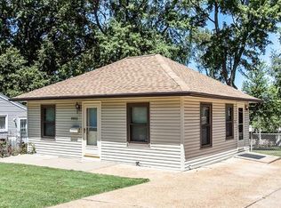 9805 Benson Ave, Saint Louis, MO 63114