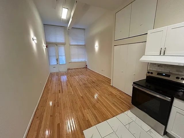 15 S Bank St #24 — Photo 8