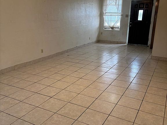3rd image of 710 W Cantu Rd APT 6
