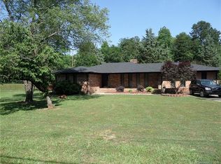 7016 W Sugar Creek Rd, Charlotte, NC 28269