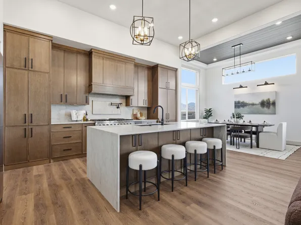 614 E Shelley Ln #215, Grantsville, UT 84029