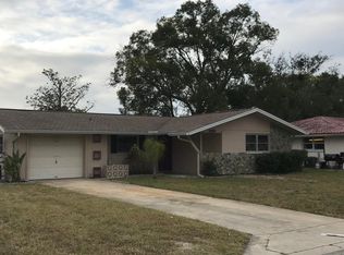 10627 Oak Hill Dr, Port Richey, FL 34668