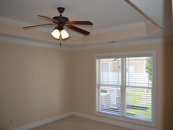 1st Floor Master Bedroom