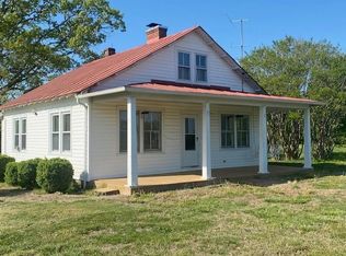 111 Branch Rd, Scottsville, VA 24590