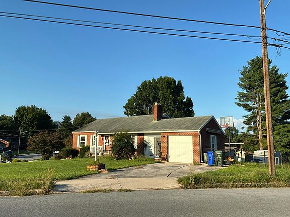 2nd image of 259 Daycotah Ave