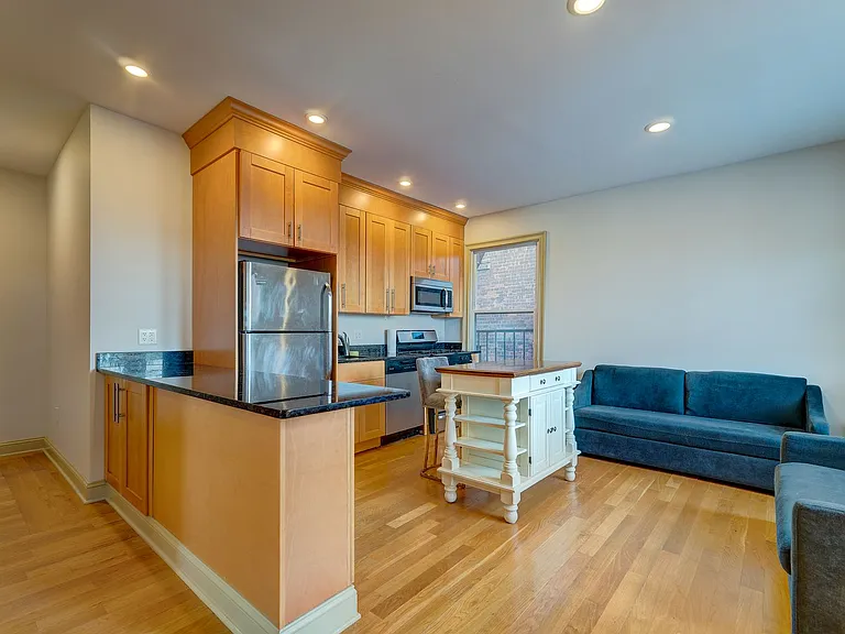 436 Prospect St — Photo 3