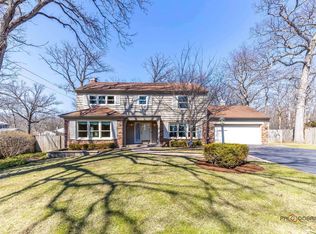 444 E Old Elm Rd, Lake Forest, IL 60045