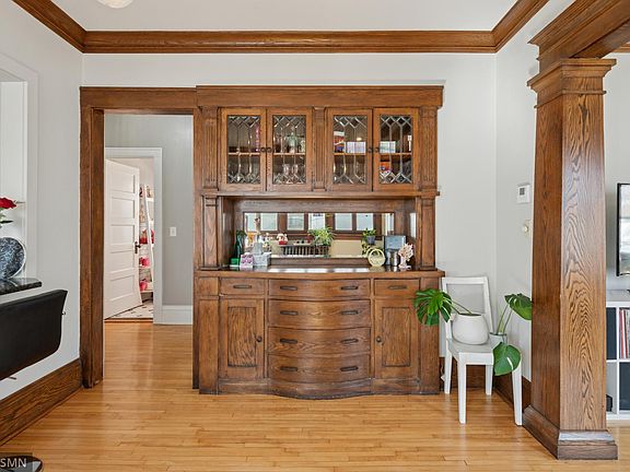 5th image of 3432 Aldrich Ave S