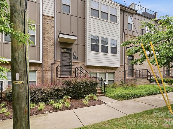 3rd image of 18017 Nolita Ln