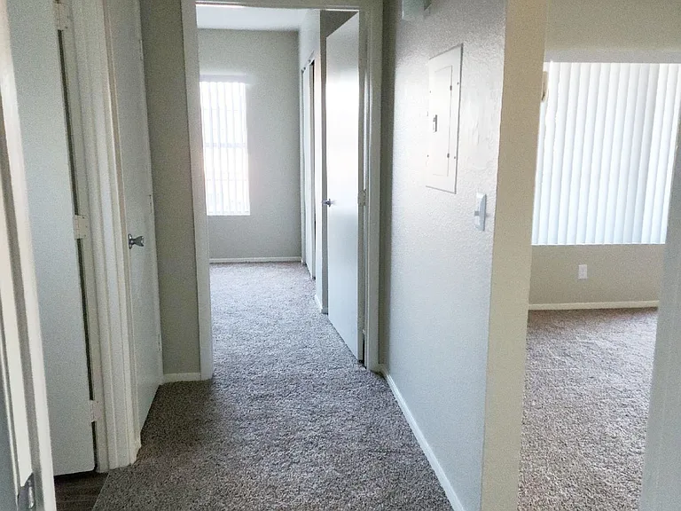 Three Bedroom at Ridge Falls, Apartments For Rent