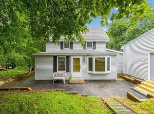 23 Mumford Rd, Sutton, MA 01590