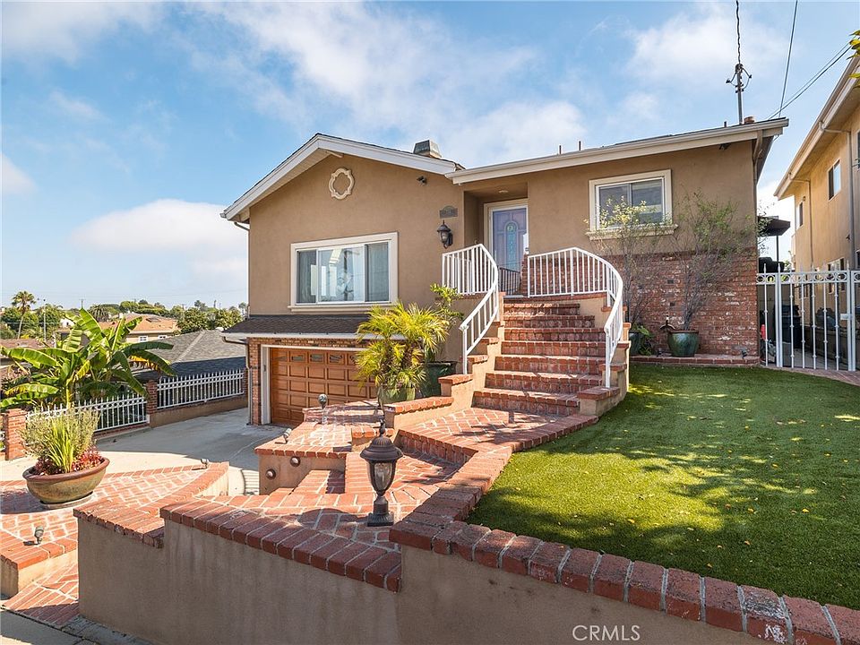 1st image of 714 W Mariposa Ave