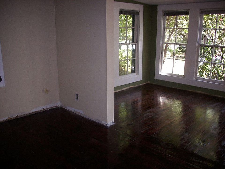 2nd image of 735 Carlson Dr