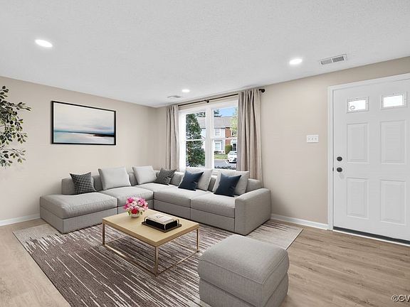4th image of 9724 Candace Ct