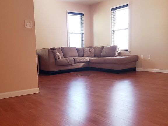 5th image of 7312 14th Ave #2