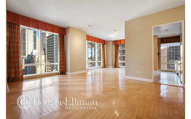 Rented by Douglas Elliman | media 23