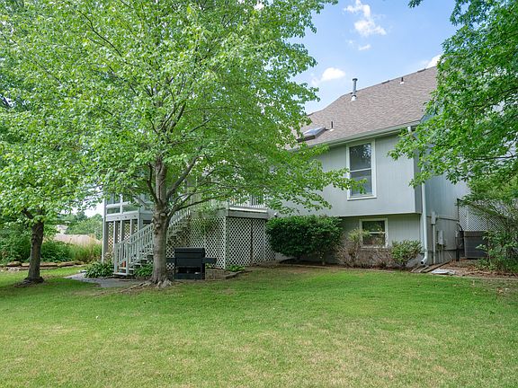 4th image of 25707 32nd Terrace Ct