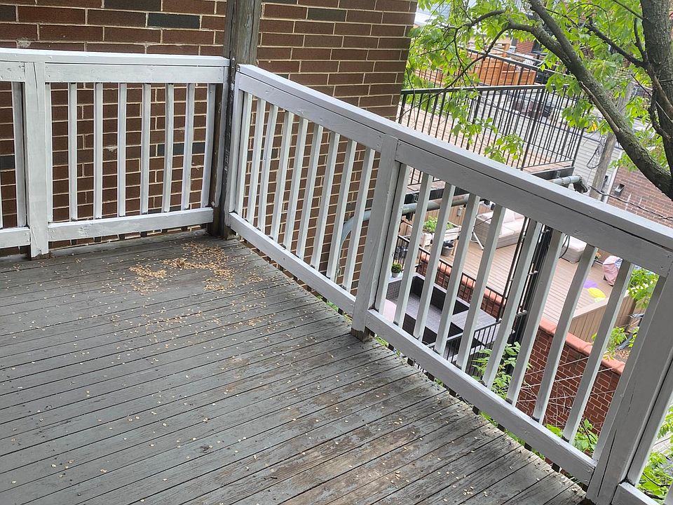 1st image of 3240 N Kenmore Ave #1