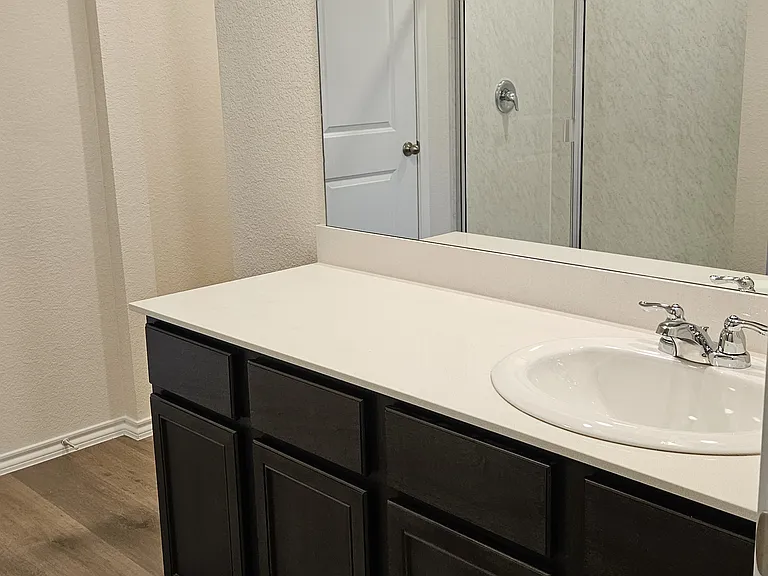 1441 Stuarts Forest Dr — Photo 21