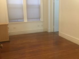 170 W 74th St