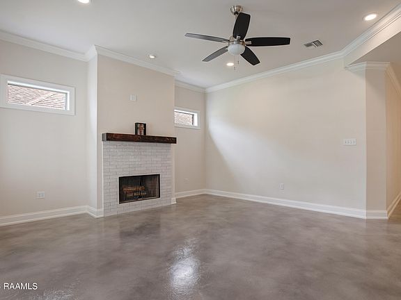 4th image of 604 Copper Meadow Blvd