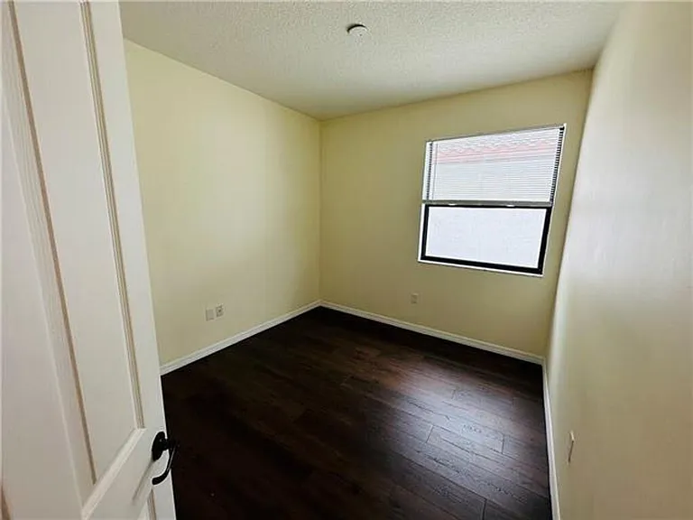 3512 SW 93rd Ave #3512 — Photo 15