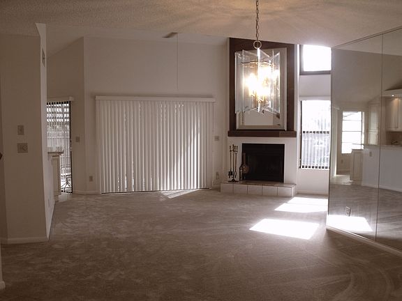 4th image of 1910 Bayshore Ct