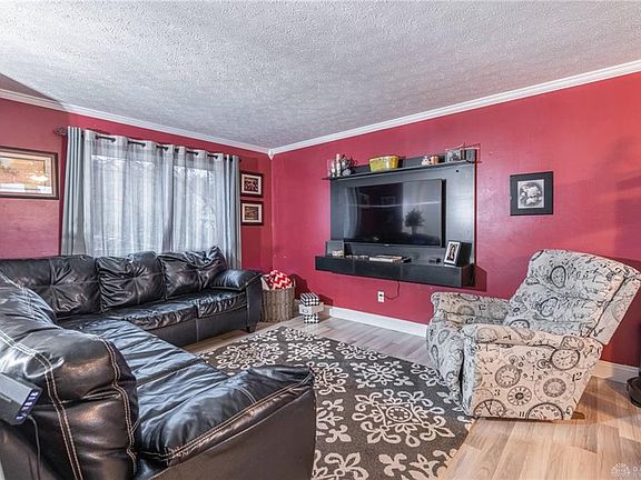 2nd image of 4830 Caprice Dr