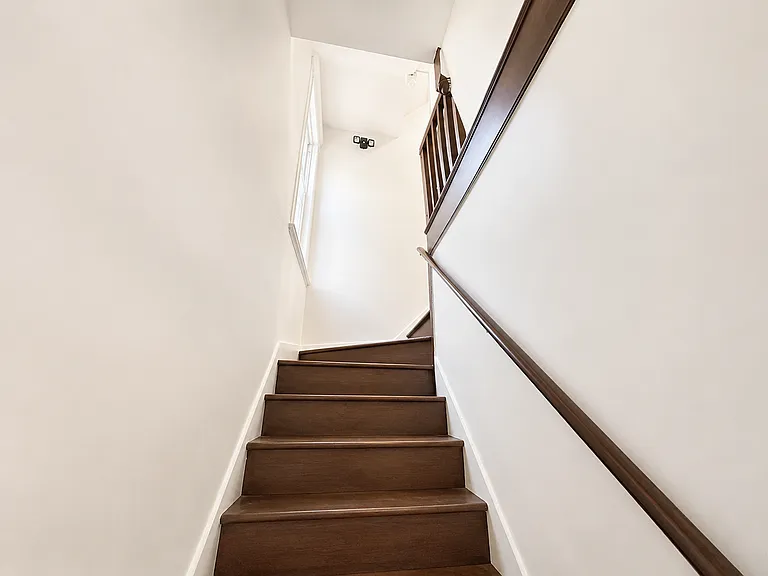 40 Vermont Ave #2 — Photo 13