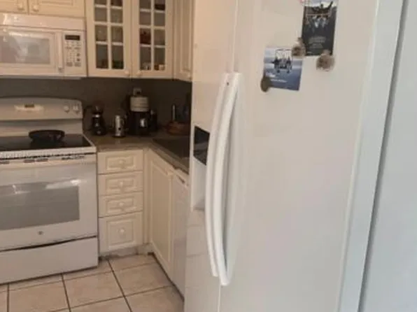 6901 SW 129th Ave APT 4, Miami, FL 33183