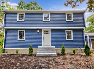 1 Farm Ln, West Newbury, MA 01985