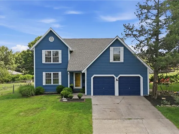 20907 W 52nd St, Shawnee, KS 66218