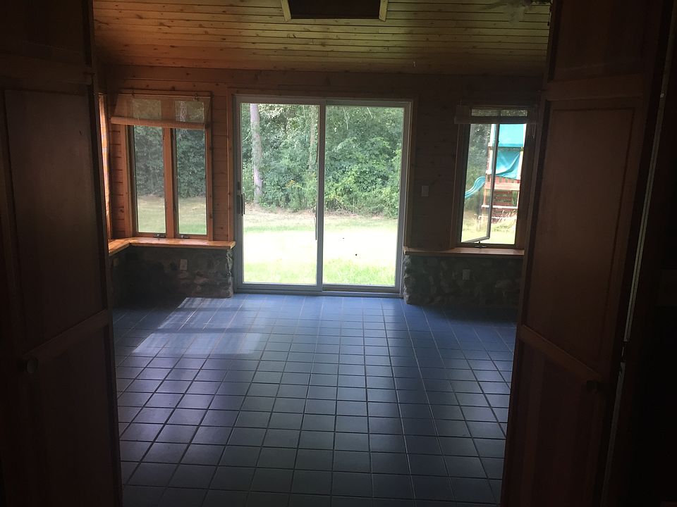 1st image of 18 Elgin Ave