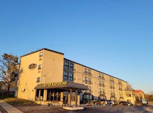 4029 River Rd #304, Niagara Falls, ON L2E 3E5