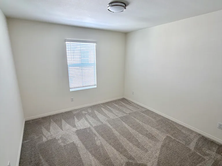 7897 Griffith Peak St — Photo 14