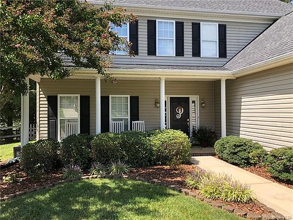 3rd image of 3633 Straussburg Woods Ln