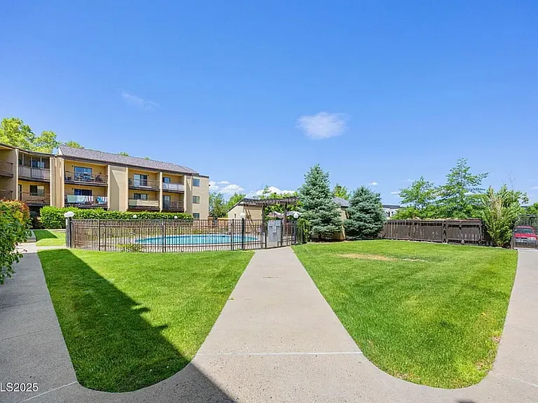 2450 Lymbery St #233 — Photo 13