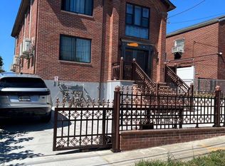 61-28 136th St FLOOR 2, Flushing, NY 11367