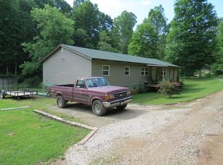 356 Red Bud Rd, Spencer, WV 25276