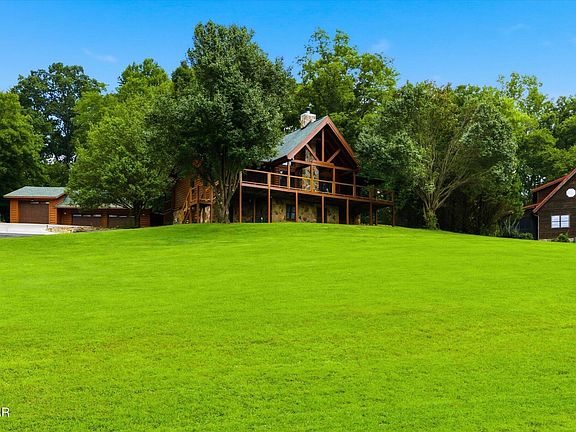2nd image of 3213 Big Cove Ct