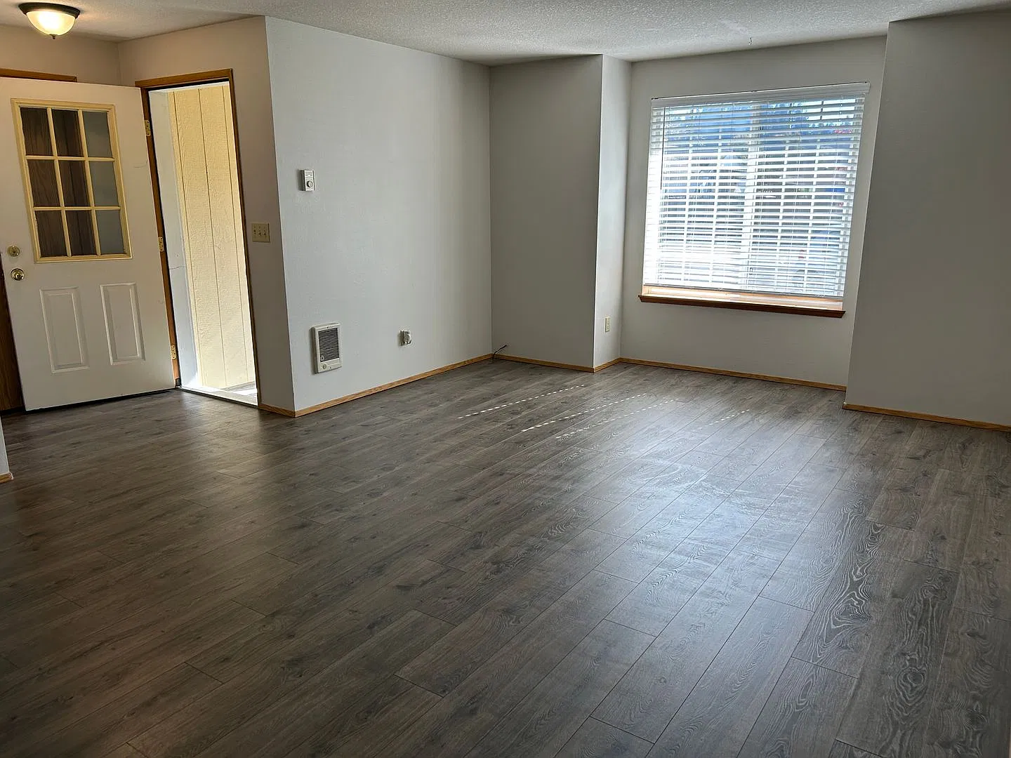 Three Bedroom Home in Lexington — Photo 3