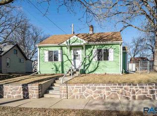 612 W 1st St, Sioux Falls, SD 57104