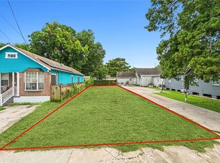 2756 Gladiolus St, New Orleans, LA 70122