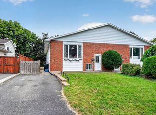 2213 Fillmore Cres, Ottawa, ON K1J6A1